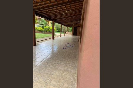 4_photo/94cfa9e5f3.f14d7a494a64fc38-ATLAS-521933f2-f7aa-4e98-a7ff-a80417f3993a.jpg de casa à venda com 3 quartos, 650m² em Quinta dos Angicos, Cotia