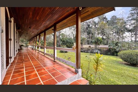 3_photo/94cfa9e9d5.aef4de6394ba8e6d-ATLAS-1255e768-d40a-42e8-9c6a-d77dde9de9d3.jpg de casa à venda com 3 quartos, 412m² em Quinta dos Angicos, Cotia