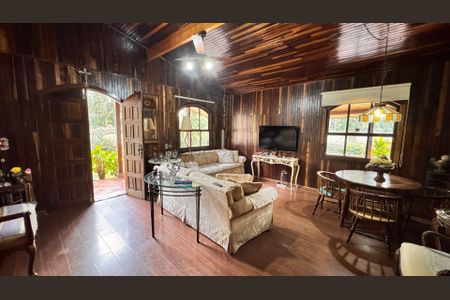 4_photo/94cfa9e9d5.aef4de6394ba8e6d-ATLAS-2889f3e8-e8ff-41e9-97b6-1976423fd0a8.jpg de casa à venda com 3 quartos, 412m² em Quinta dos Angicos, Cotia