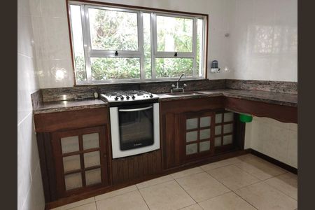 3_photo/94cfa9ea57.b760bf5d8bb46efe-ATLAS-0b71f9bf-97e3-4214-b405-eece0e0c2b8d.jpg de casa para alugar com 3 quartos, 278m² em Quinta dos Angicos, Cotia