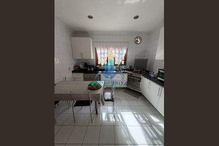 17_photo/94cfa9ead1.cda01c5f2bf1a0d1-ATLAS-09a5002c-47f2-49e6-82ce-ed5e9fddff6f.jpg de casa à venda com 3 quartos, 320m² em Quinta dos Angicos, Cotia