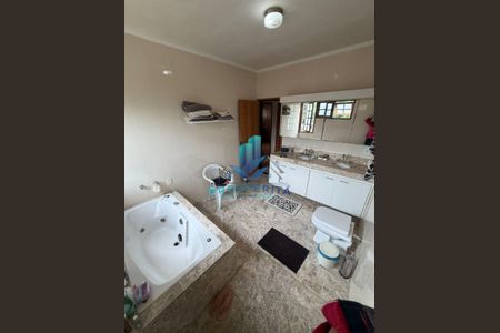 36_photo/94cfa9ead1.cda01c5f2bf1a0d1-ATLAS-44f4e7ad-9655-4ab3-8de2-a9379750e2b7.jpg de casa à venda com 3 quartos, 320m² em Quinta dos Angicos, Cotia