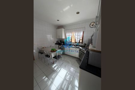 18_photo/94cfa9ead1.cda01c5f2bf1a0d1-ATLAS-5afe07b4-2ec2-4d7f-ad07-924f6faa2073.jpg de casa à venda com 3 quartos, 320m² em Quinta dos Angicos, Cotia