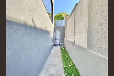 9_photo/94cfa9eb8d.fbcd7a2e7ac63d93-ATLAS-1a335a36-81d3-443a-b2a3-173118a1e59e.jpg de casa à venda com 3 quartos, 230m² em Bairro Jardim Nossa Senhora das Graças, Cotia