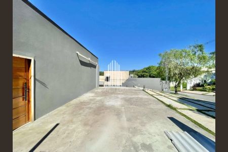 2_photo/94cfa9eb8d.fbcd7a2e7ac63d93-ATLAS-d0387050-9f08-47eb-a6b8-8cbf06aa3ba9.jpg de casa à venda com 3 quartos, 230m² em Bairro Jardim Nossa Senhora das Graças, Cotia