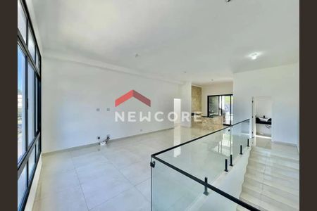 30_photo/94cfa9ebdf.93b8fa184532727f-ATLAS-e840cd31-b716-40ef-b6e2-4eca4aaecdaf.jpg de casa de condomínio à venda com 3 quartos, 230m² em Bairro Jardim Nossa Senhora das Graças, Cotia