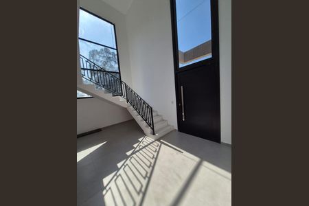 6_photo/94cfa9f595.61bdc0c06b760ac2-ATLAS-18ae4a16-83f6-48eb-8fc6-e92f40273dcc.jpg de casa de condomínio à venda com 3 quartos, 350m² em Parque Dom Henrique, Cotia