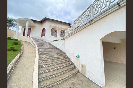 3_photo/94cfa9f64f.0435190f6de6ffa1-ATLAS-1cecfa05-e213-4143-8a68-97648f2bed18.jpg de casa de condomínio à venda com 3 quartos, 397m² em Parque Dom Henrique, Cotia