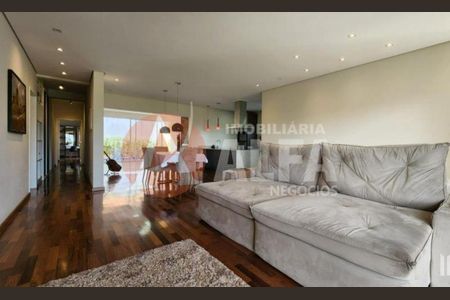 5_photo/94cfa9f779.4b1992a7ab35c141-ATLAS-fb8dac5e-e9ba-4610-aded-197cb47ab2d2.jpg de casa à venda com 3 quartos, 280m² em Parque Dom Henrique, Cotia