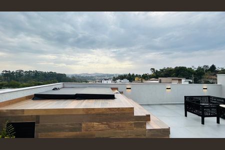 4_photo/94cfa9f7af.6f3426350093cd90-ATLAS-18ee6b1f-3bdc-4ce2-96b1-98aac3a84a09.jpg de casa à venda com 4 quartos, 266m² em Parque Dom Henrique, Cotia