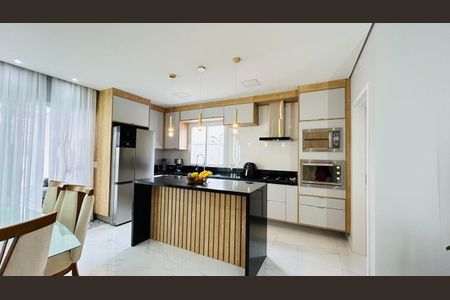 9_photo/94cfa9f7af.6f3426350093cd90-ATLAS-4546e85b-a1ff-4de6-9cae-4ec6883edcdf.jpg de casa à venda com 4 quartos, 266m² em Parque Dom Henrique, Cotia