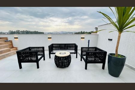 12_photo/94cfa9f7af.6f3426350093cd90-ATLAS-5a3d5c9d-a7bb-44fd-9257-b89aa54bcc6d.jpg de casa à venda com 4 quartos, 266m² em Parque Dom Henrique, Cotia