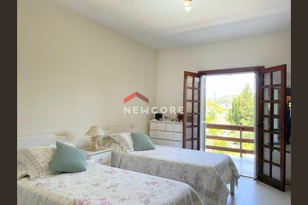 13_photo/94cfa9f7cb.7a69ff73eb43ff8d-ATLAS-bd7e0765-c96c-4cf8-8be6-9278e65d95c8.jpg de casa de condomínio à venda com 3 quartos, 301m² em Bairro do Maranhao, Cotia