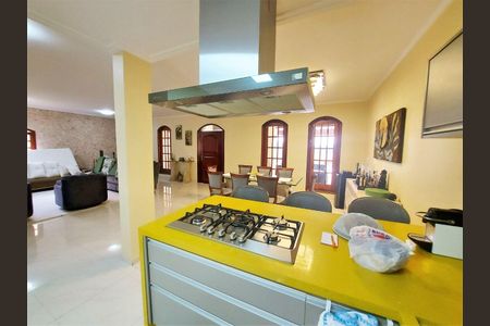 12_photo/94cfa9f7dd.c4a86b3c211625c7-ATLAS-75be9779-23c7-4545-9830-3098ebaa5720.jpg de casa à venda com 4 quartos, 480m² em Parque Dom Henrique, Cotia