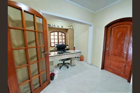 17_photo/94cfa9f7dd.c4a86b3c211625c7-ATLAS-cbade2ad-4c4d-4148-8896-04573c378206.jpg de casa à venda com 4 quartos, 480m² em Parque Dom Henrique, Cotia