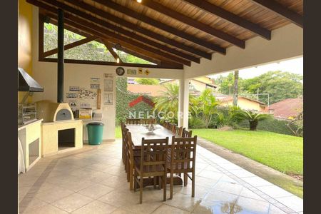 5_photo/94cfa9f82b.ae3d86bef28e162d-ATLAS-884760d5-63e4-4fba-b577-1779fedd81a5.jpg de casa de condomínio à venda com 3 quartos, 350m² em Parque Dom Henrique, Cotia