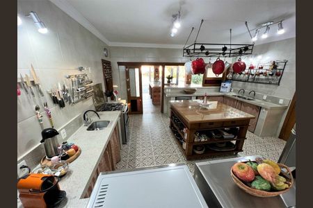 31_photo/94cfa9f9cd.3714cccd63f8fe2d-ATLAS-2837e0a0-2b0e-4aa4-a601-f677f34033eb.jpg de casa de condomínio à venda com 7 quartos, 690m² em Parque Dom Henrique, Cotia