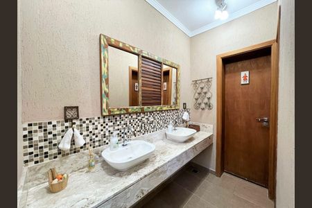 45_photo/94cfa9f9cd.3714cccd63f8fe2d-ATLAS-73933264-607a-4498-8f50-4efc232d299f.jpg de casa de condomínio à venda com 7 quartos, 690m² em Parque Dom Henrique, Cotia