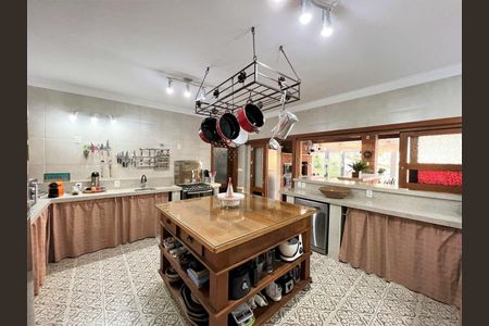 32_photo/94cfa9f9cd.3714cccd63f8fe2d-ATLAS-937d76d4-cc6a-4422-b45b-dbe61b9a7c2f.jpg de casa de condomínio à venda com 7 quartos, 690m² em Parque Dom Henrique, Cotia