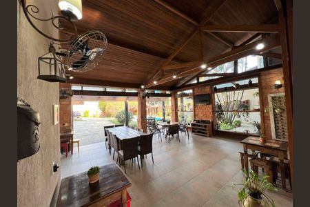 36_photo/94cfa9f9cd.3714cccd63f8fe2d-ATLAS-9547e9b4-3c47-43d0-8957-4c1310f72a07.jpg de casa de condomínio à venda com 7 quartos, 690m² em Parque Dom Henrique, Cotia