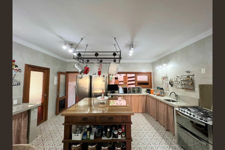 30_photo/94cfa9f9cd.3714cccd63f8fe2d-ATLAS-aacbf439-eca5-42af-9ae9-74126e7fc5bf.jpg de casa de condomínio à venda com 7 quartos, 690m² em Parque Dom Henrique, Cotia