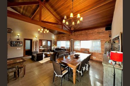 15_photo/94cfa9f9cd.3714cccd63f8fe2d-ATLAS-bb8d66b3-20a0-4192-8195-cdb852c58598.jpg de casa de condomínio à venda com 7 quartos, 690m² em Parque Dom Henrique, Cotia