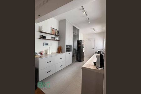 7_photo/94cfa9f9cd.d60ed16da6b331d7-ATLAS-32b24460-a7ac-46be-8a59-621df520992c.jpg de apartamento para alugar com 4 quartos, 175m² em Parque Dom Henrique, Cotia