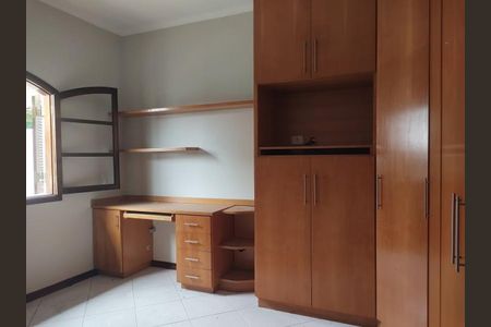 8_photo/94cfa9ffd5.bb2cfda027800a9a-ATLAS-2fd01336-79e0-4839-a140-ace52eda1bff.jpg de casa à venda com 5 quartos, 180m² em Bairro Nakamura Park, Cotia