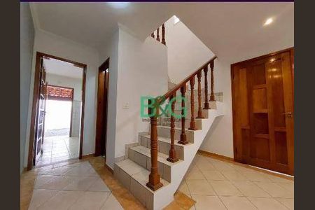 11_photo/94cfaa00d1.7a37549eceeba21f-ATLAS-5ca0832a-017d-40ab-88f8-a3ce97fbed6c.jpg de casa à venda com 2 quartos, 122m² em Jardim Sabiá, Cotia