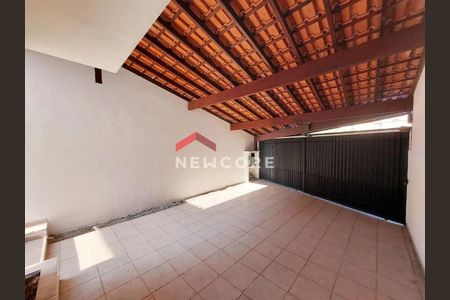 11_photo/94cfaa00d1.7a37549eceeba21f-ATLAS-7b71b744-8e2c-44d5-83d7-b64e017071e3.jpg de casa à venda com 2 quartos, 125m² em Jardim Sabiá, Cotia