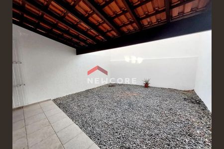 4_photo/94cfaa00d1.7a37549eceeba21f-ATLAS-83fa9576-b2d0-4bd9-ab8e-c257046a4e50.jpg de casa à venda com 2 quartos, 125m² em Jardim Sabiá, Cotia