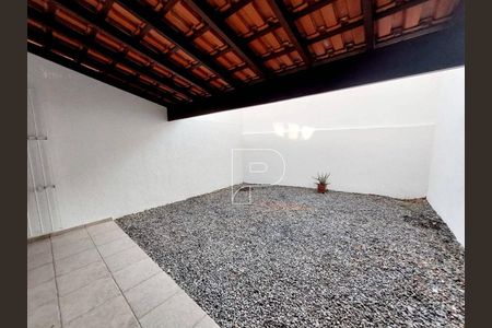 12_photo/94cfaa00d1.7a37549eceeba21f-ATLAS-c6ea86e5-de87-4722-bdba-af3f09ebc518.jpg de casa à venda com 2 quartos, 122m² em Jardim Sabiá, Cotia