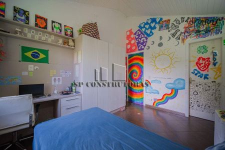 3_photo/94cfaa0141.8b576770791fc928-ATLAS-0d240352-e803-4572-b9d9-5ed3d27bf11a.jpg de casa à venda com 3 quartos, 270m² em Jardim Sabiá, Cotia