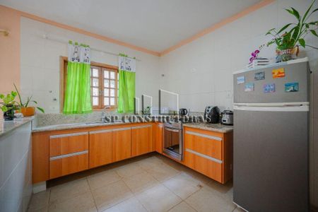 7_photo/94cfaa0141.8b576770791fc928-ATLAS-93266d3f-c752-4fbb-b98c-8745a15b824d.jpg de casa à venda com 3 quartos, 270m² em Jardim Sabiá, Cotia