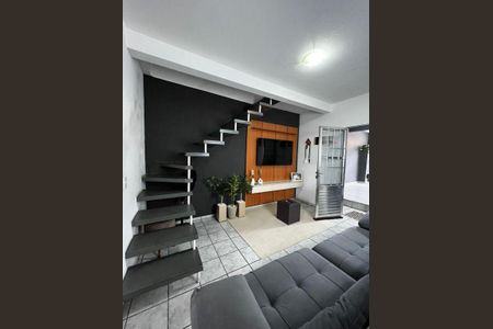 5_photo/94cfaa01e3.488d9430527a71af-ATLAS-2b4e043c-eafa-49ae-9c84-489e520d7f22.jpg de casa para alugar com 3 quartos, 210m² em Portal da Primavera, Cotia