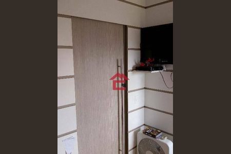 2_photo/94cfaa01ed.628cb85a331210c3-ATLAS-6aade00f-e6a7-4a14-9126-4345ebb1dc76.jpg de casa à venda com 2 quartos, 66m² em Bairro do Maranhao, Cotia