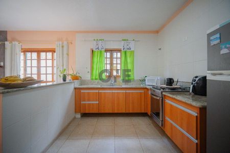 7_photo/94cfaa03e7.6ba4ef9df26df2e3-ATLAS-cd6e59b9-7c0a-4fae-a391-22d6e370f781.jpg de casa à venda com 3 quartos, 270m² em Bairro do Maranhao, Cotia