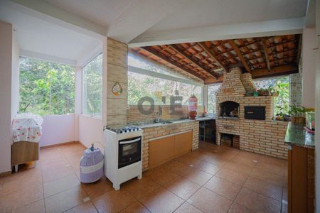 12_photo/94cfaa03e7.6ba4ef9df26df2e3-ATLAS-f621b920-7f37-49ae-9139-16ca5bb9df5c.jpg de casa à venda com 3 quartos, 270m² em Bairro do Maranhao, Cotia