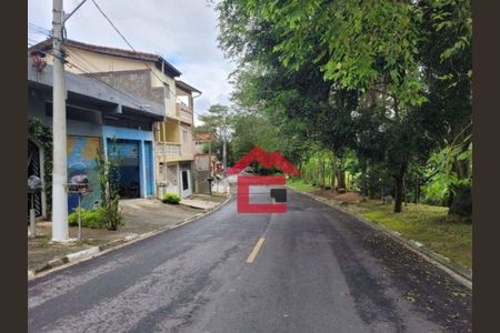 6_photo/94cfaa0415.4a7708b419391496-ATLAS-b0a688f6-dbe4-40f5-9cf5-b5ea8d256bef.jpg de casa à venda com 2 quartos, 60m² em Jardim Barro Branco, Cotia