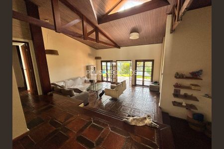 10_photo/94cfaa0587.5564e16b2c01dcfa-ATLAS-65fa1e6e-2fcd-44dc-a87b-10d4a56597b8.jpg de casa à venda com 4 quartos, 369m² em Jardim Ipes, Cotia