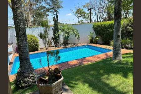 9_photo/94cfaa0587.5564e16b2c01dcfa-ATLAS-73c0e930-06d0-4fcc-a655-bbc92264a5ae.jpg de casa à venda com 4 quartos, 369m² em Jardim Ipes, Cotia