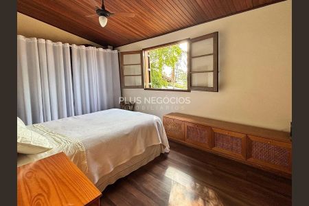 5_photo/94cfaa0587.5564e16b2c01dcfa-ATLAS-cf90ea3c-ba72-4fa5-a237-0322367cae19.jpg de casa à venda com 4 quartos, 369m² em Jardim Ipes, Cotia