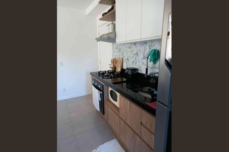 4_photo/94cfaa05b5.e5b0f526cad1f31c-ATLAS-1fff2bf8-144d-4f55-b1ac-662160cfbe93.jpg de apartamento à venda com 1 quarto, 28m² em Jardim Barro Branco, Cotia