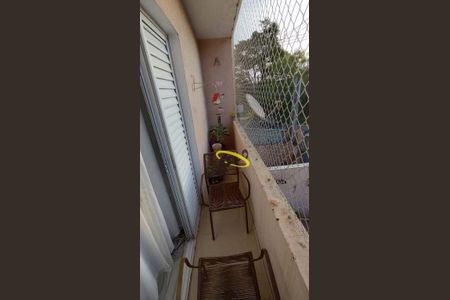 3_photo/94cfaa05ef.81c488c884db3593-ATLAS-59e01e92-12be-4e45-befc-56cffa405f37.jpg de casa à venda com 2 quartos, 66m² em Jardim Barro Branco, Cotia