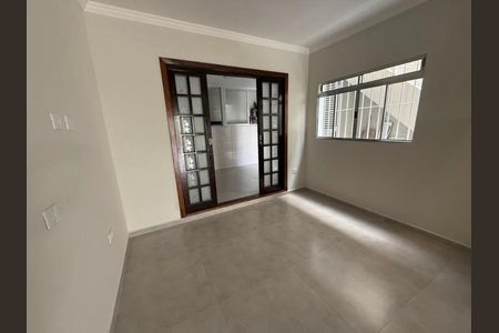 12_photo/94cfaa05f1.2832257cbb3df2c4-ATLAS-36c007ff-0991-4c3e-8e4d-252e4a10c096.jpg de casa à venda com 3 quartos, 130m² em Jardim Barro Branco, Cotia