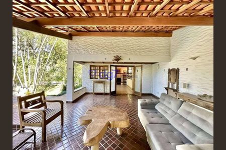 5_photo/94cfaa0641.e9bc35269128f7e8-ATLAS-2ba4ceaa-6a27-4bc1-8cdf-43e81f91d875.jpg de casa de condomínio à venda com 3 quartos, 342m² em Jardim Ipes, Cotia