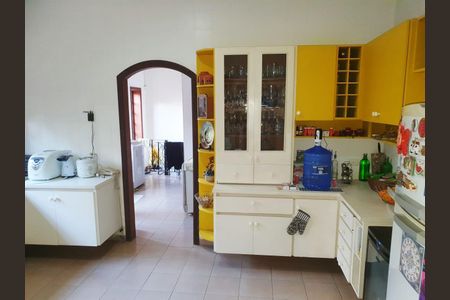 10_photo/94cfaa0641.e9bc35269128f7e8-ATLAS-928b5ece-1599-4da2-ab65-3d20b0249bcd.jpg de casa de condomínio à venda com 4 quartos, 675m² em Jardim Ipes, Cotia