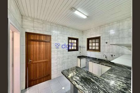 34_photo/94cfaa0641.e9bc35269128f7e8-ATLAS-e7dba12d-c621-43d2-a181-7b1d24e8e8f6.jpg de casa de condomínio à venda com 3 quartos, 342m² em Jardim Ipes, Cotia