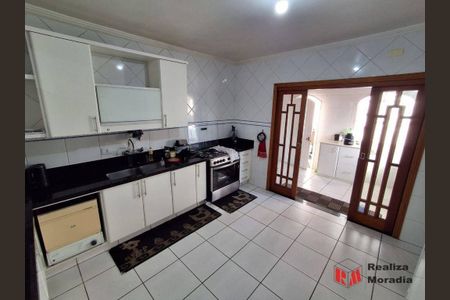 11_photo/94cfaa0795.97484f792a469e2d-ATLAS-c535305e-88d8-44ea-958d-c1aba4b2f43e.jpg de casa à venda com 3 quartos, 406m² em Jardim Ipes, Cotia