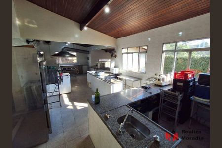 45_photo/94cfaa0795.97484f792a469e2d-ATLAS-c5e6835b-38b1-4dfe-b17b-8ebbde96cc2e.jpg de casa à venda com 3 quartos, 406m² em Jardim Ipes, Cotia